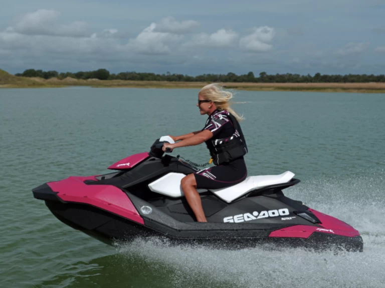 Location Jet ski à Capbreton - Sea-Doo Spark