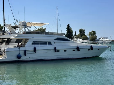 Noleggio Barca a motore Ferretti con patente nautica