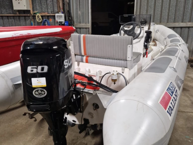 Location Semi-rigide à Carantec - Valiant V-520