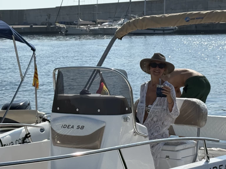 Location Bateau à moteur Idea Marine avec permis