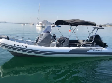 Noleggio Gommone Grand Boats con patente nautica