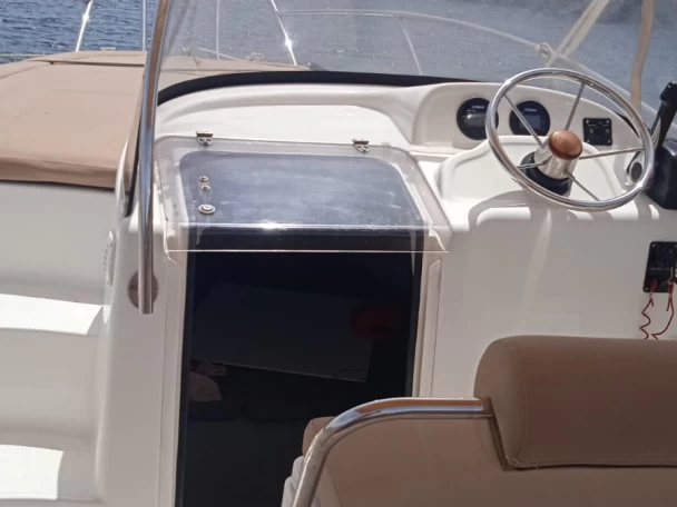 Bateau à moteur à louer à Ciutadella de Menorca au meilleur prix