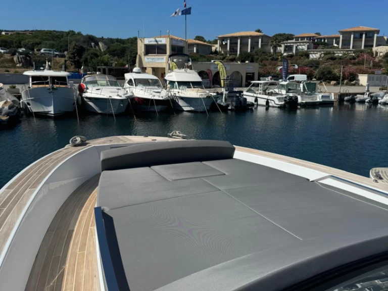Louez un Fiart SEAWALKER 43 à Porto-Vecchio
