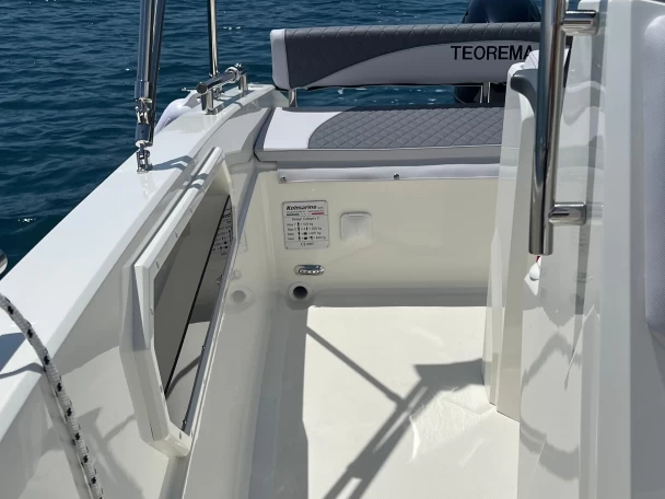 Louer Bateau à moteur avec ou sans skipper Allegra Boats à Amalfi