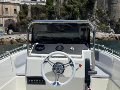 Noleggiare una Allegra Boats All 19 Open a Praiano