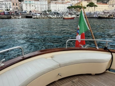 Lancha para alquilar Amalfi al mejor precio
