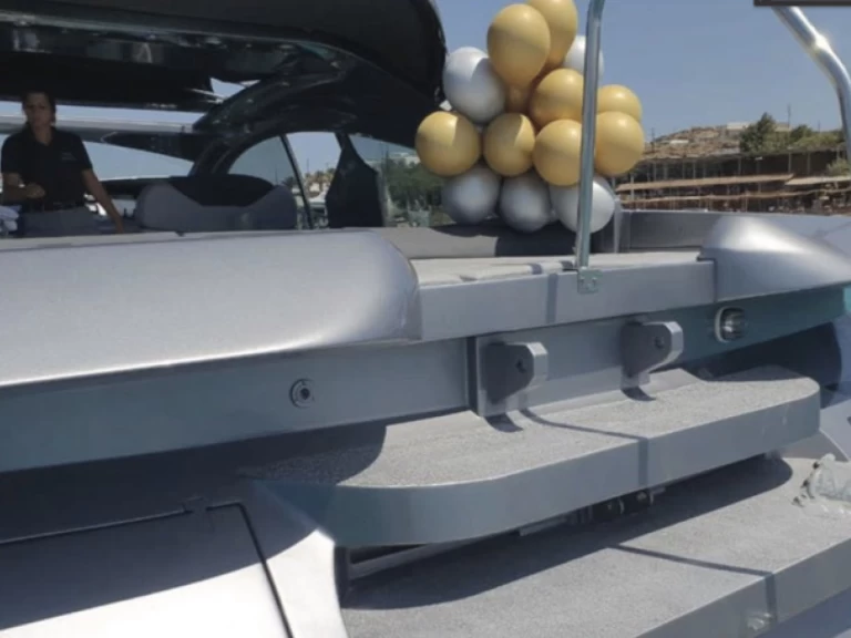 Pershing Pershing 65 a louer à Ornós