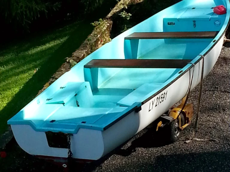 Barque Beauquis a louer à Saint-Jorioz