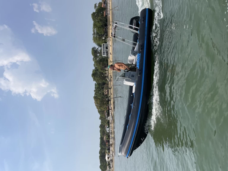 Louez un Capelli Tempest 700 Sun à Le Canon