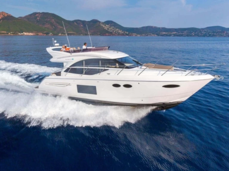 Location bateau Princess 49 Fly à Juan-les-Pins sur Samboat