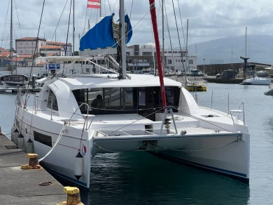 Alquiler Catamarán Leopard con o sin  título de navegación