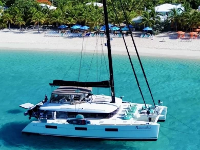 Boat rental Lagoon BAGHEERA L620 in Îles Vierges britanniques (BVI) on Samboat