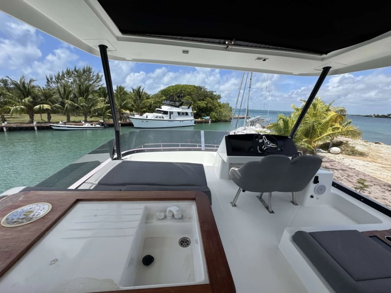 Location Yacht à Belize - Fountaine Pajot FASCHING