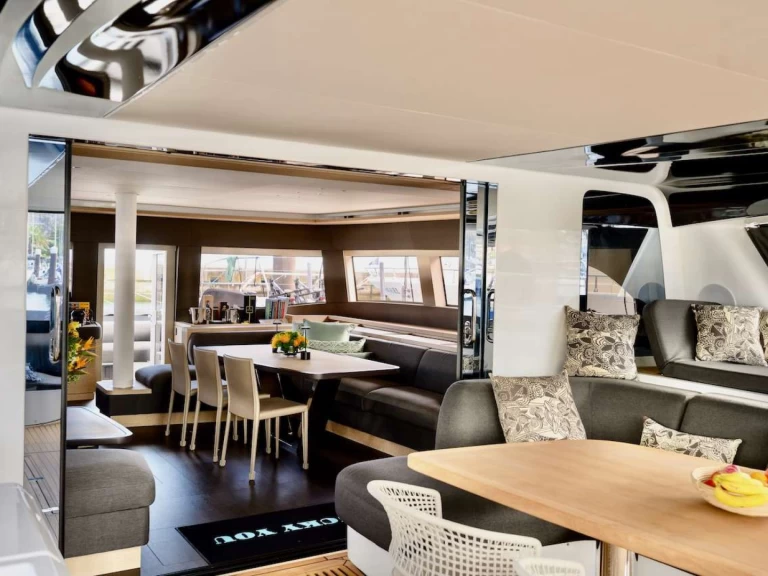 Location à Naples - Lagoon Lagoon Sixty5 2025 sur SamBoat