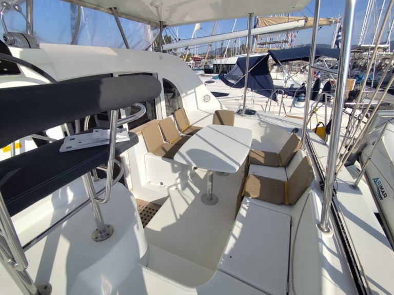 Location Catamaran à Gouviá - Lagoon Lagoon 380