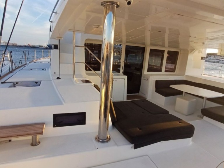 Location Catamaran Lagoon avec permis