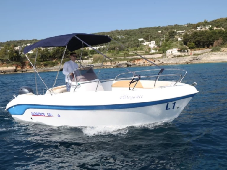 Location à Marina di Andrano - Albatross Albatross 585 sur SamBoat