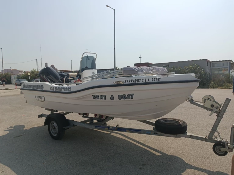 Location bateau Néa Moudhaniá pas cher KAVEIROS