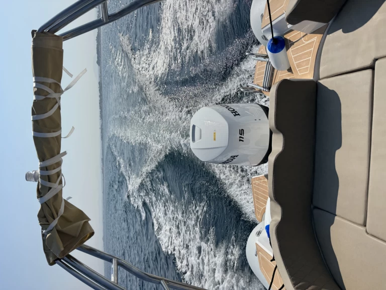 Louez un Nautilus GT SixFive à Villaggio San Teodoro