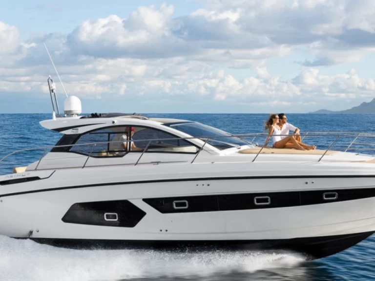Location Bateau à moteur à Altea - Azimut Atlantis 43