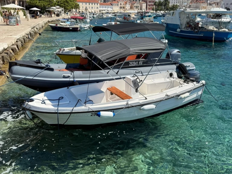 Location bateau Hvar pas cher Adria10