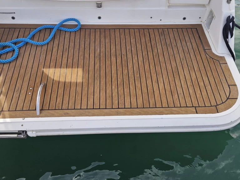 Location Bateau à moteur tancredi avec permis
