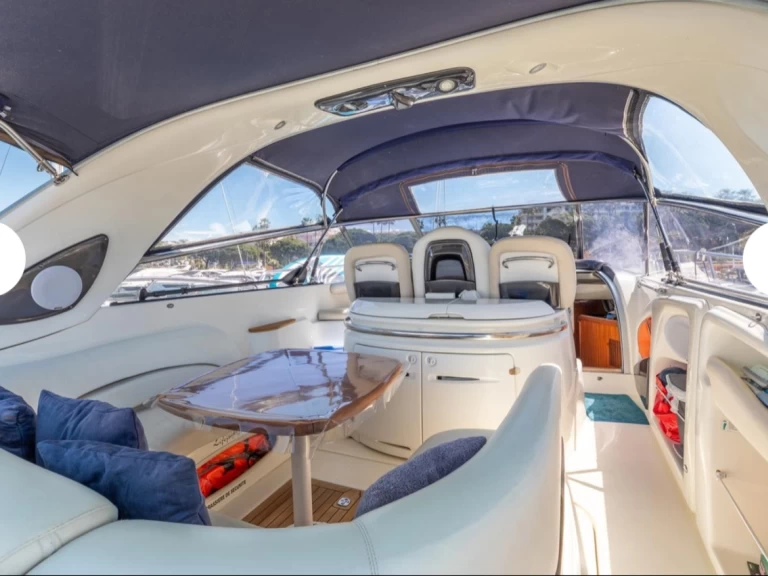 Louer Bateau à moteur avec ou sans skipper Cranchi à Blanes