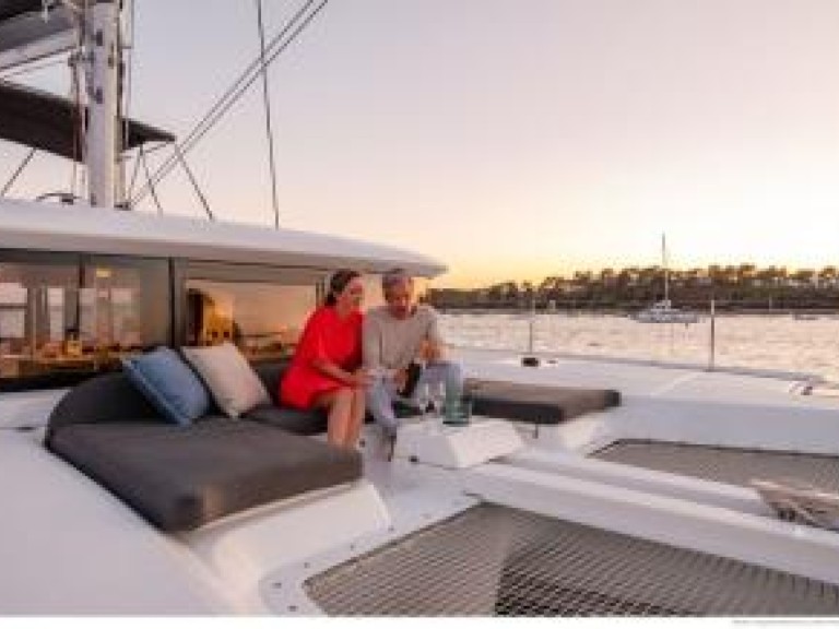 Location bateau Olbia pas cher Lagoon 46