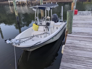 Rent a Boston Whaler Boston Whaler 180 Dauntless North Palm Beach