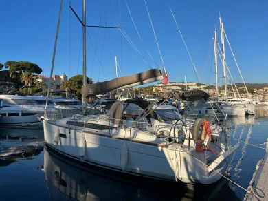 Jeanneau Sun Odyssey 349 da affittare a  La Ciotat