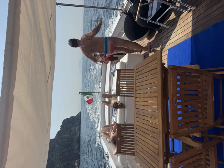Louez un Marinelli 44 à Amalfi