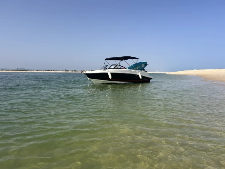 Bayliner VR6 OB a louer à Faro