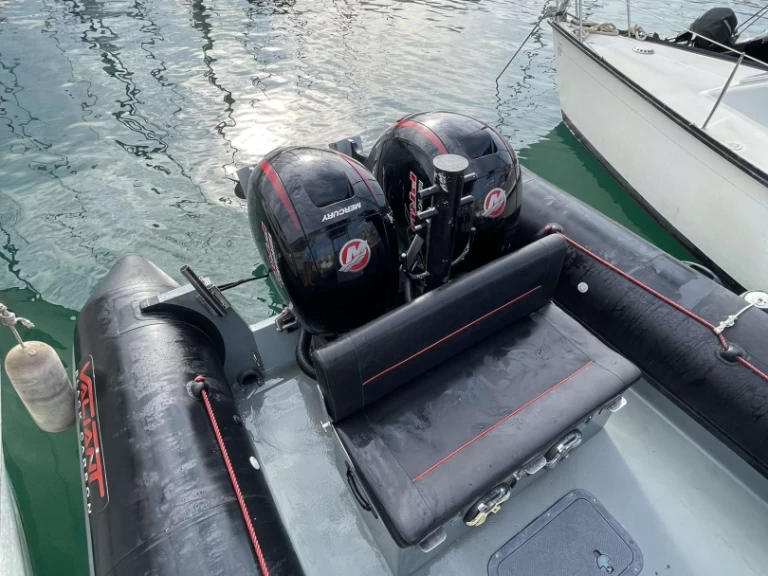 Location à Toulon - Valiant Karbon 750 sport 6  sur SamBoat