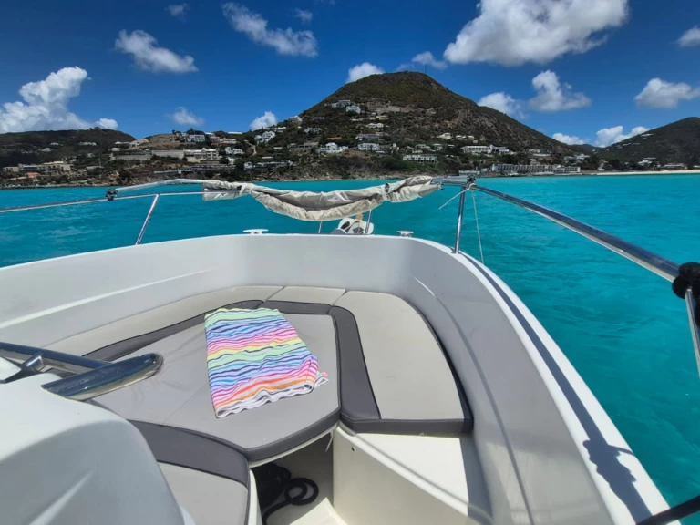 Location Bateau à moteur à Marigot - Jeanneau Cap Camarat 7.5 CC Serie 2