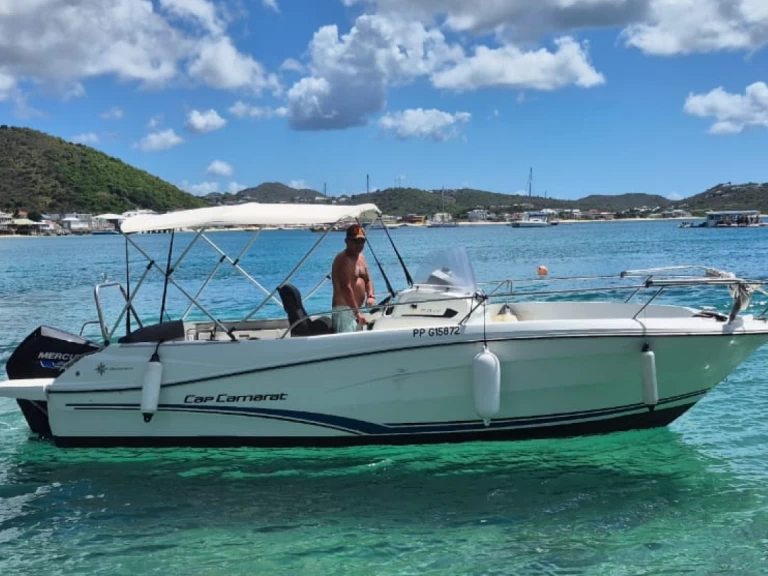 Location Bateau à moteur Jeanneau avec permis