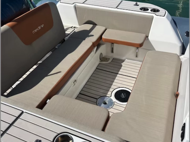 Zodiac Medline 7.5 a louer à Marseille