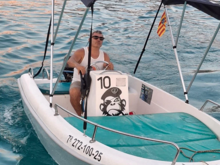 Louer Bateau à moteur avec ou sans skipper Estable à Cala Galdana