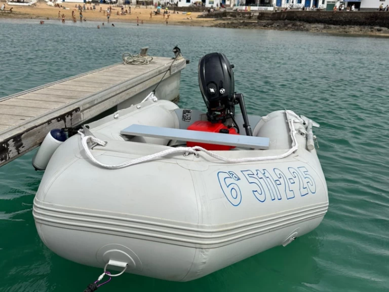 Ocean-Bay neumatica a louer à Caleta de Sebo