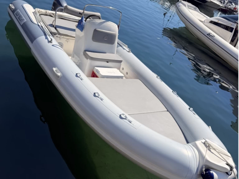 Location bateau Porto di Mergellina pas cher SUNRISE 62