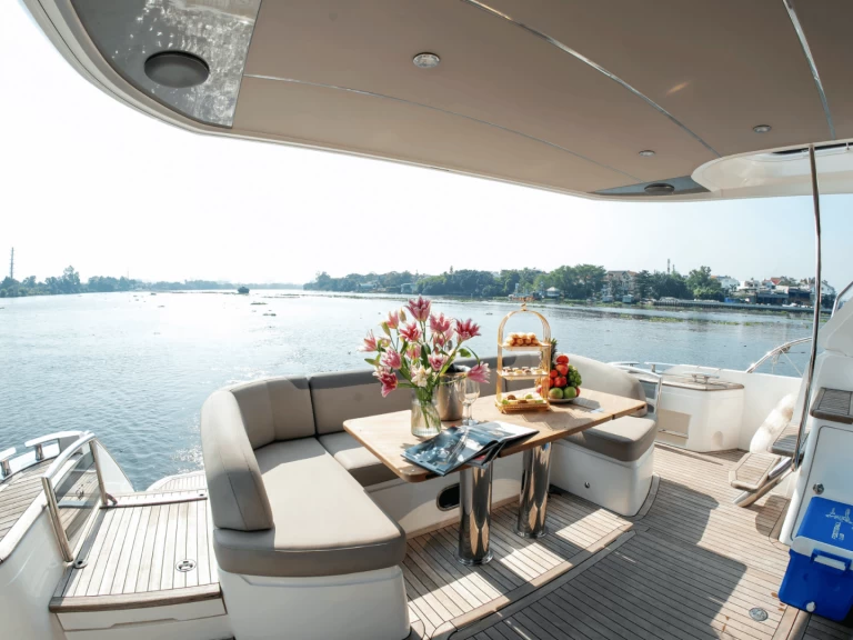 Location Yacht Princess avec permis
