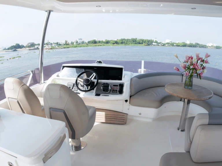 Yacht à louer à Phường Hiệp Bình Phước au meilleur prix