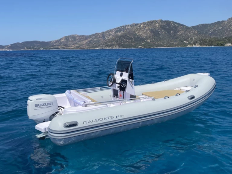 Location Semi-rigide Italboats avec permis