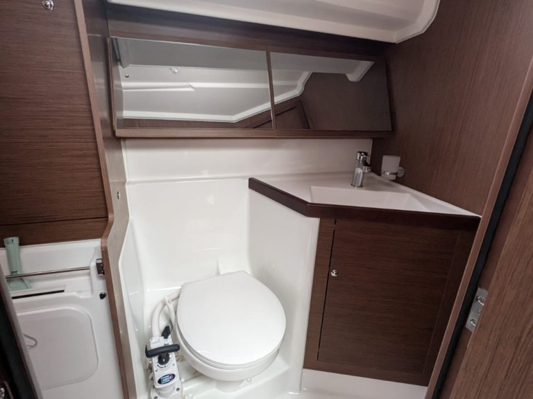 Location bateau Bénéteau Oceanis 40.1 à Saint-Quay-Portrieux sur Samboat