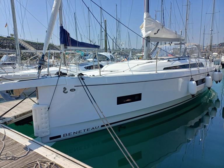 Louer Voilier avec ou sans skipper Bénéteau à Saint-Quay-Portrieux