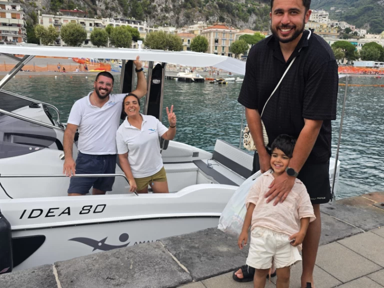 Louer Bateau à moteur avec ou sans skipper Idea Marine à Amalfi