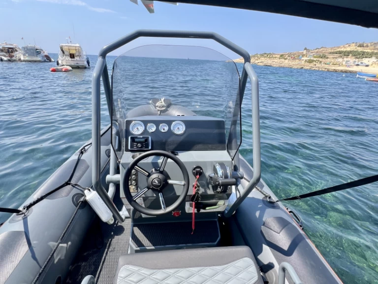 Location à Valletta - Highfield Patrol 540 sur SamBoat