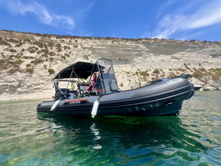 Location Semi-rigide Highfield avec permis