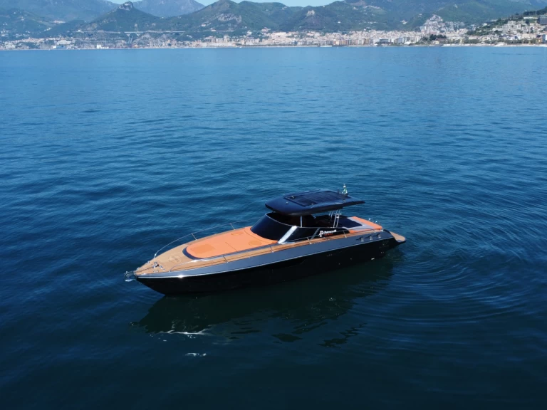 Location Bateau à moteur Motonautica Daniele avec permis