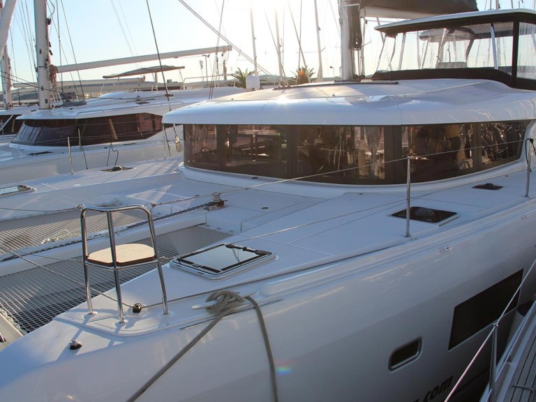 Location Catamaran Lagoon avec permis