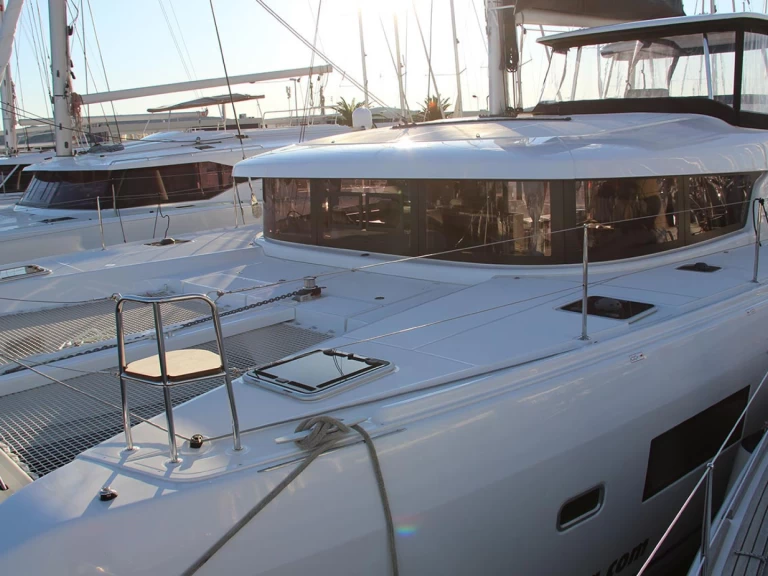 Location Catamaran Lagoon avec permis